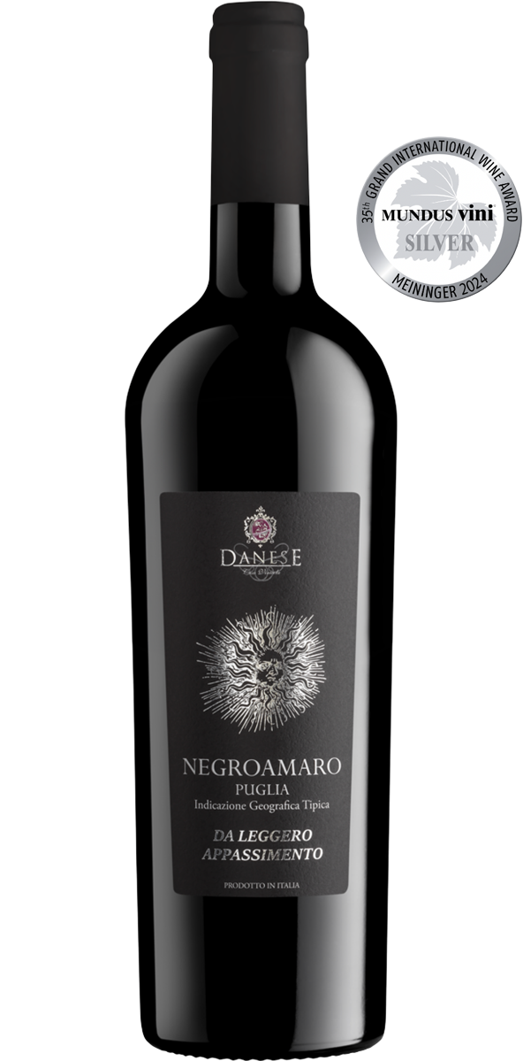 Negroamaro bottle